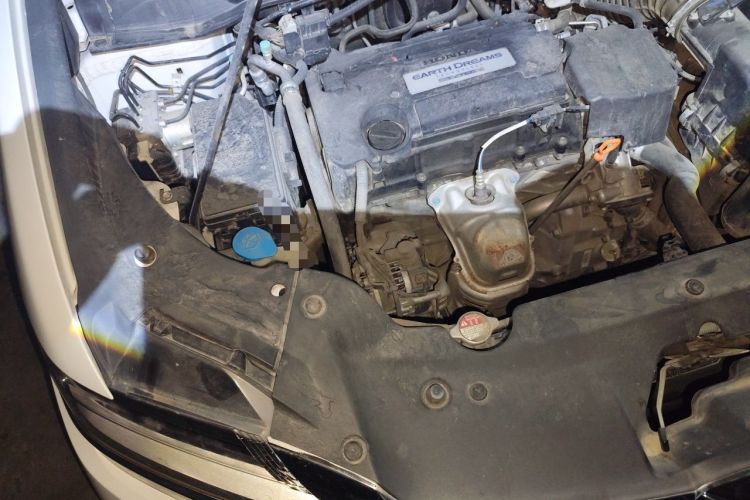 Used Honda Elysion 2016 2.4L Luxury Edition Engine Bay Right