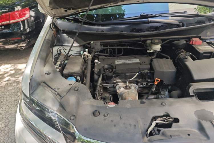 Used Honda Elysion 2016 2.4L Supreme Edition Engine Bay Right