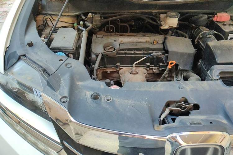 Used Honda Elysion 2016 2.4L Supreme Edition Engine Bay Right