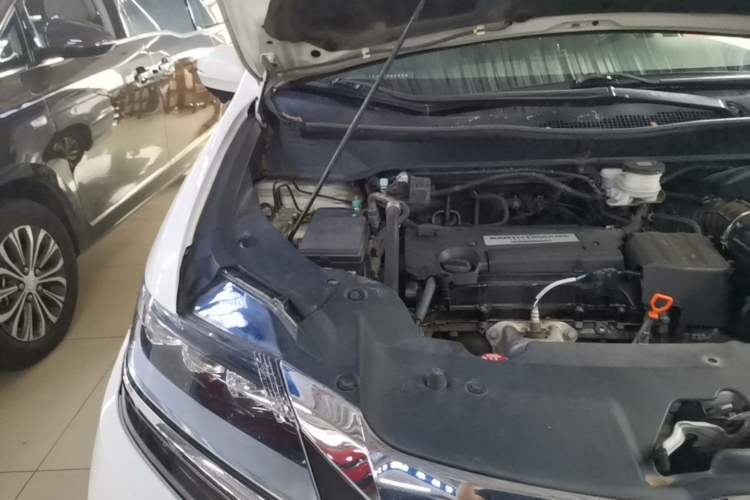 Used Honda Elysion 2016 2.4L Luxury Edition Engine Bay Right