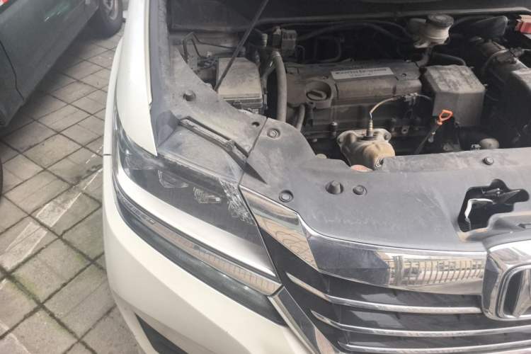 Used Honda Elysion 2016 2.4L Luxury Edition Engine Bay Right