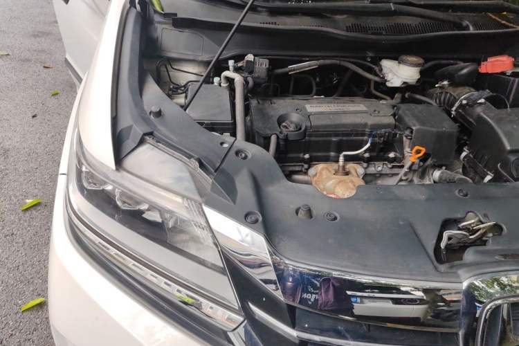 Used Honda Elysion 2016 2.4L Classic Edition Engine Bay Right