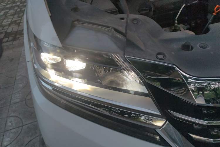 Used Honda Elysion 2016 2.4L Style Edition Engine Bay Right