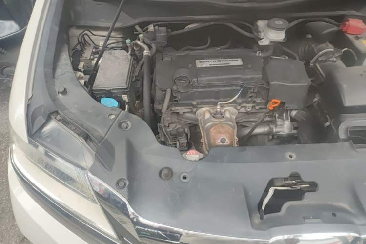 Used Honda Elysion 2016 2.4L Classic Edition Engine Bay Right