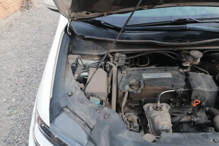 Used Honda Elysion 2016 2.4L Supreme Edition Engine Bay Right
