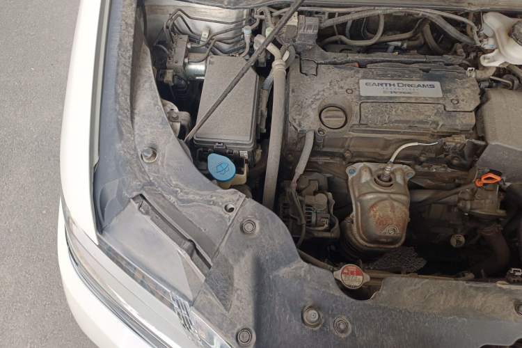Used Honda Elysion 2016 2.4L Luxury Edition Engine Bay Right