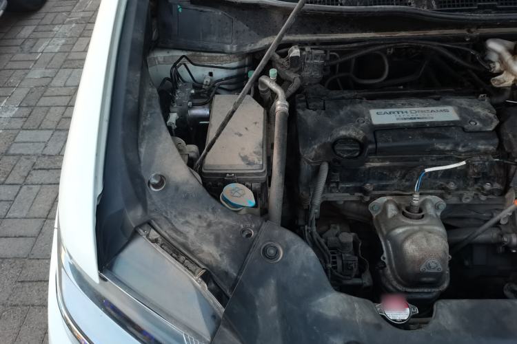Used Honda Elysion 2016 2.4L Luxury Edition Engine Bay Right