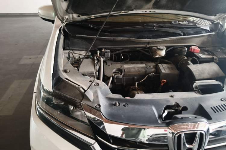 Used Honda Elysion 2016 2.4L Classic Edition Engine Bay Right