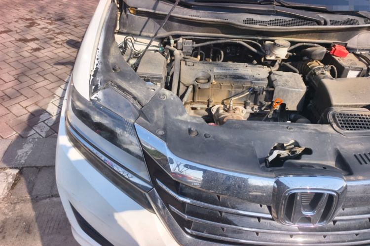 Used Honda Elysion 2016 2.4L Comfort Edition Engine Bay Right
