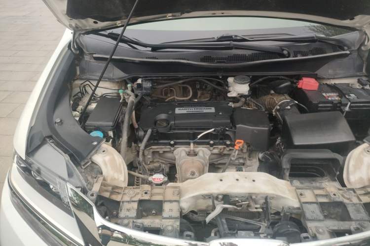 Used Honda Elysion 2016 2.4L Supreme Edition Engine Bay Right