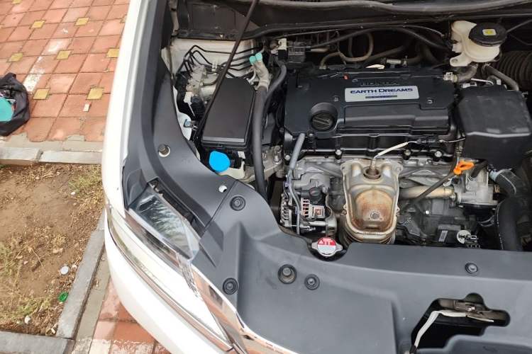 Used Honda Elysion 2016 2.4L Luxury Edition Engine Bay Right