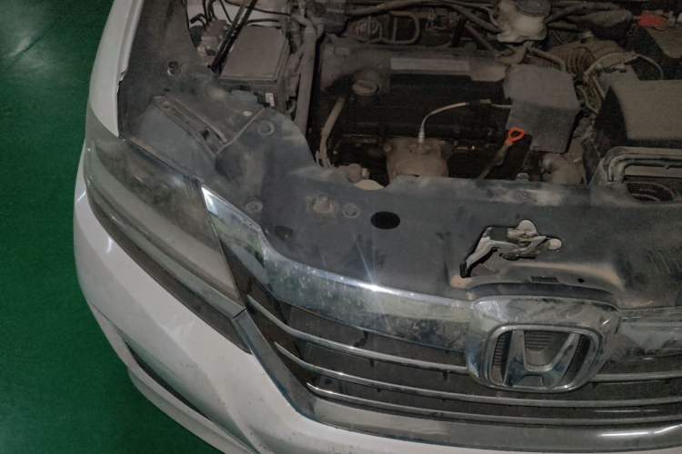 Used Honda Elysion 2016 2.4L Comfort Edition Engine Bay Right