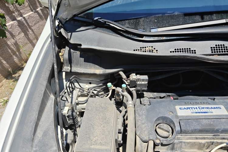 Used Honda Elysion 2016 2.4L Luxury Edition Engine Bay Right