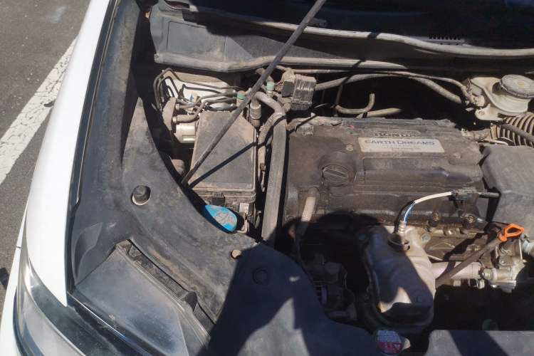 Used Honda Elysion 2016 2.4L Supreme Edition Engine Bay Right