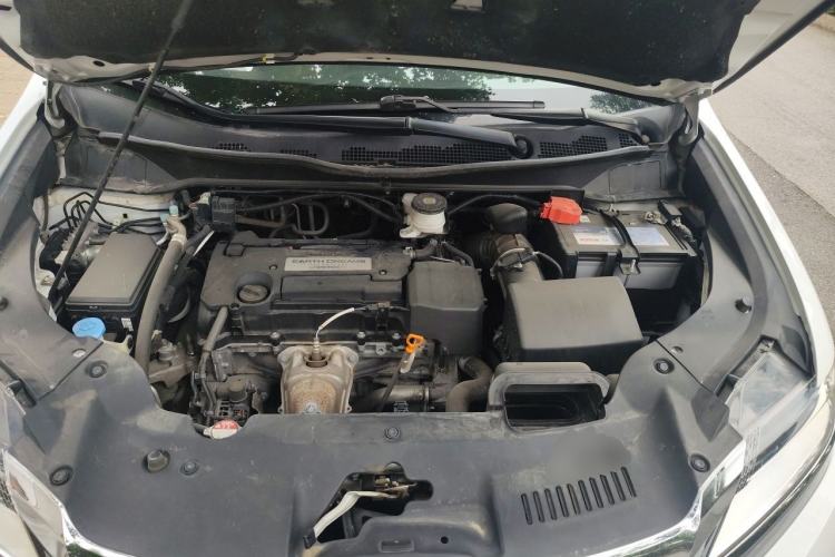 Used Honda Elysion 2016 2.4L Supreme Edition Engine Bay