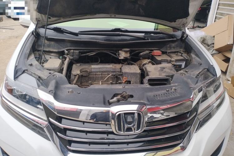 Used Honda Elysion 2016 2.4L Style Edition Engine Bay