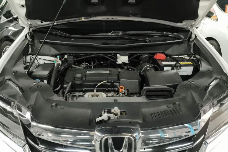 Used Honda Elysion 2016 2.4L Supreme Edition Engine Bay