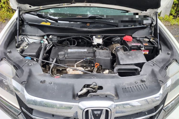 Used Honda Elysion 2016 2.4L Luxury Edition Engine Bay