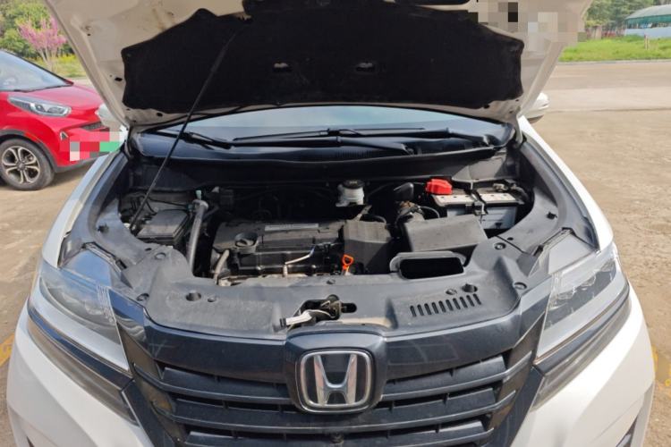 Used Honda Elysion 2016 2.4L Supreme Edition Engine Bay