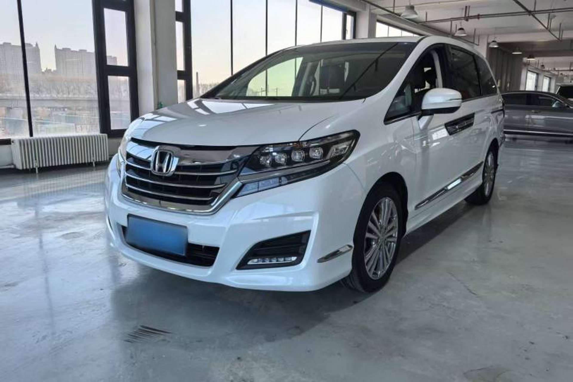 Used Honda Elysion 2016 2.4L Luxury Edition Exterior 1