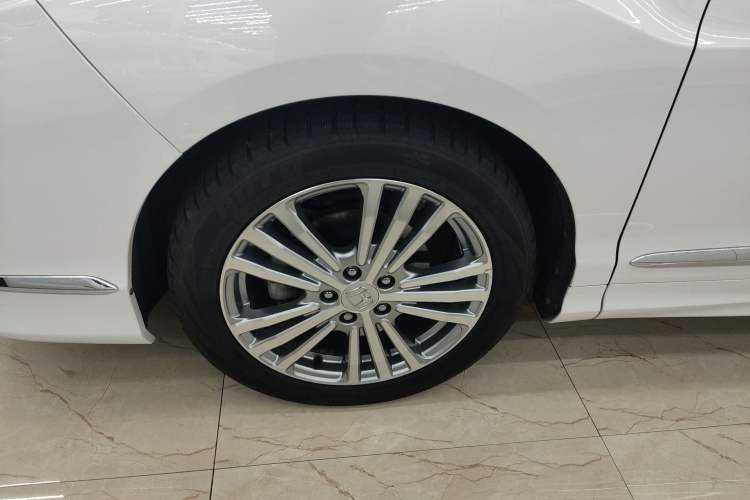 Used Honda Elysion 2016 2.4L Classic Edition Exterior 1