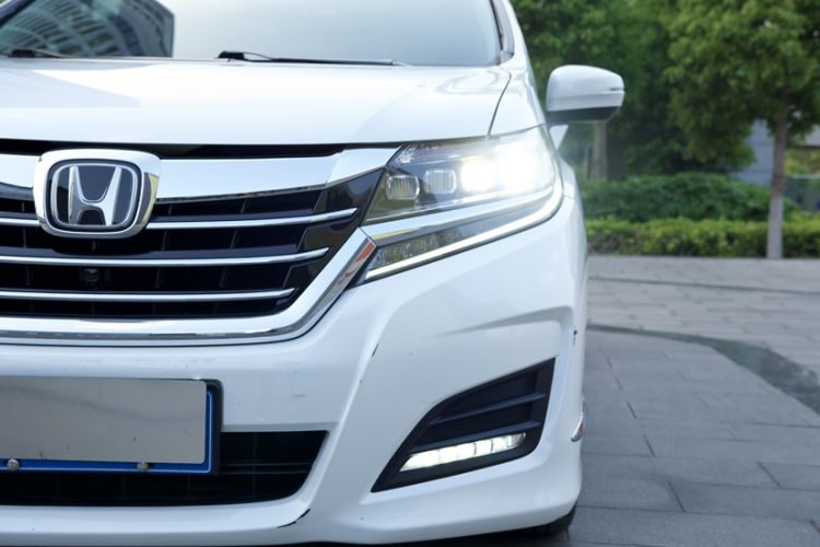Used Honda Elysion 2016 2.4L Supreme Edition Exterior 10