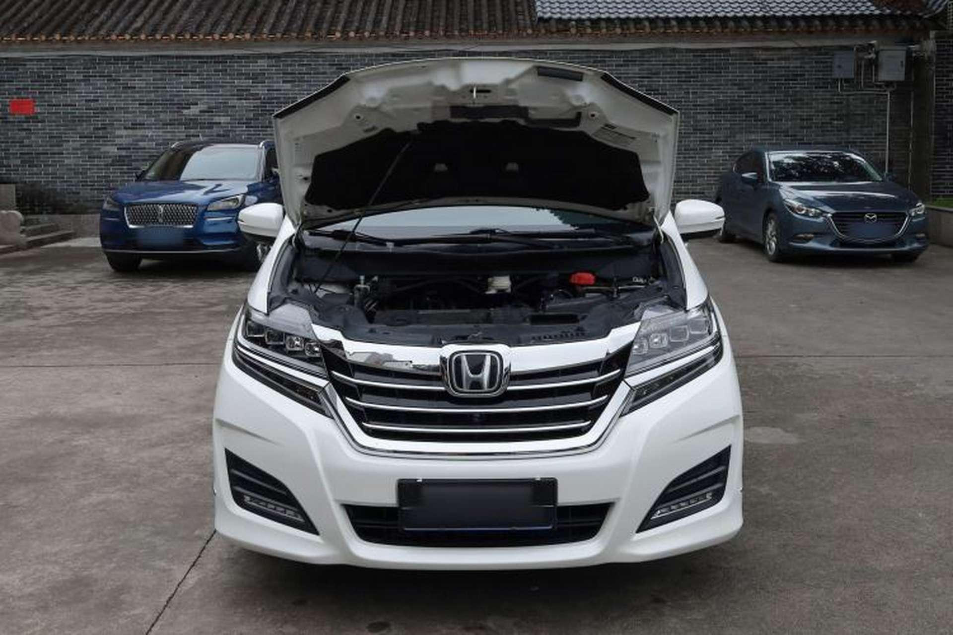 Used Honda Elysion 2016 2.4L Supreme Edition Exterior 12