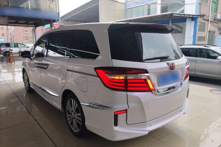 Used Honda Elysion 2016 2.4L Luxury Edition Exterior 2