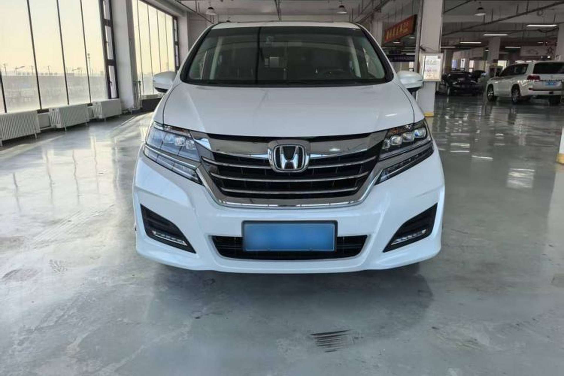 Used Honda Elysion 2016 2.4L Luxury Edition Exterior 2
