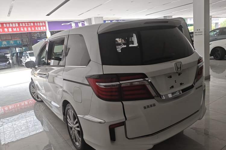 Used Honda Elysion 2016 2.4L Supreme Edition Exterior 2