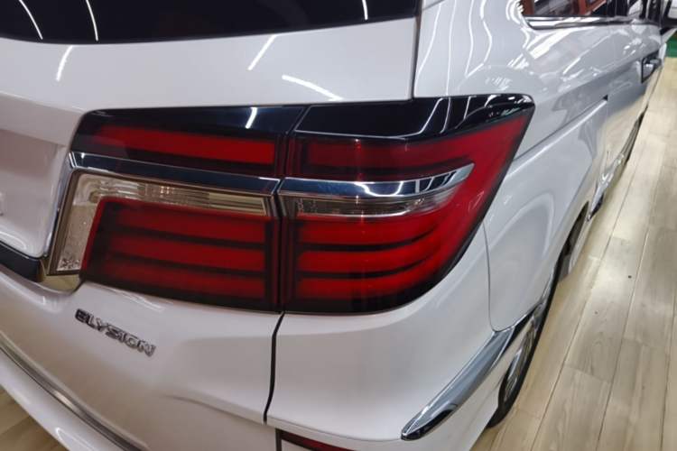 Used Honda Elysion 2016 2.4L Comfort Edition Exterior 3