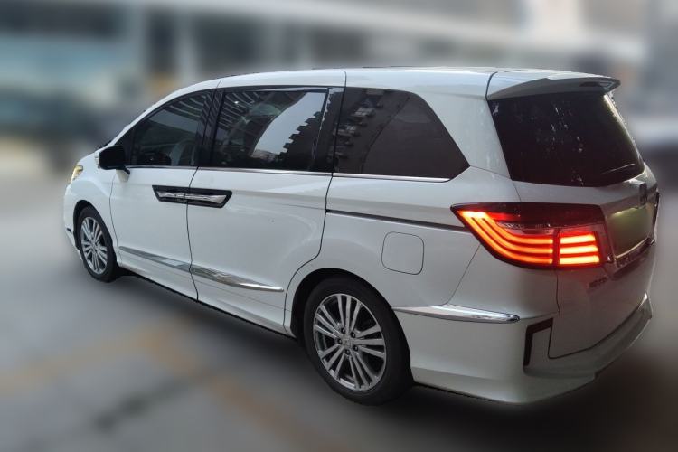 Used Honda Elysion 2016 2.4L Supreme Edition Exterior 3