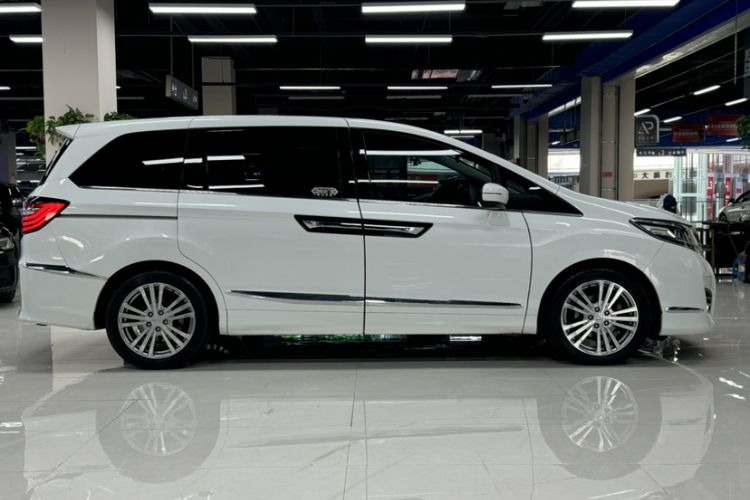 Used Honda Elysion 2016 2.4L Classic Edition Exterior 3