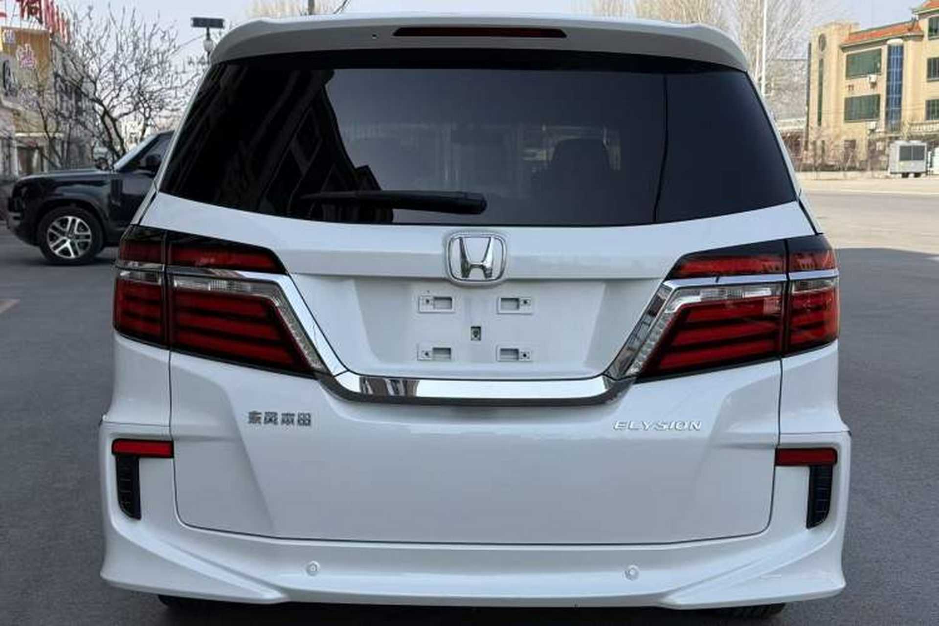 Used Honda Elysion 2016 2.4L Comfort Edition Exterior 3