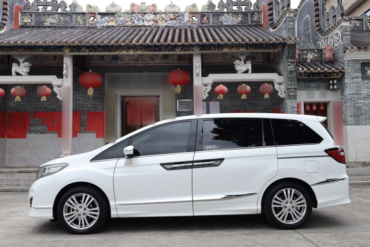 Used Honda Elysion 2016 2.4L Style Edition Exterior 3