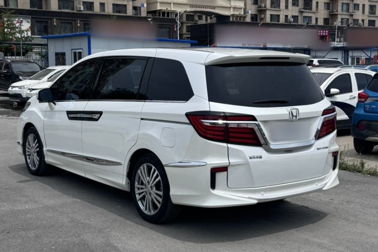 Used Honda Elysion 2016 2.4L Luxury Edition Exterior 3