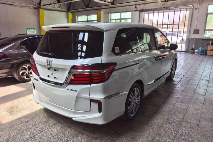 Used Honda Elysion 2016 2.4L Supreme Edition Exterior 4
