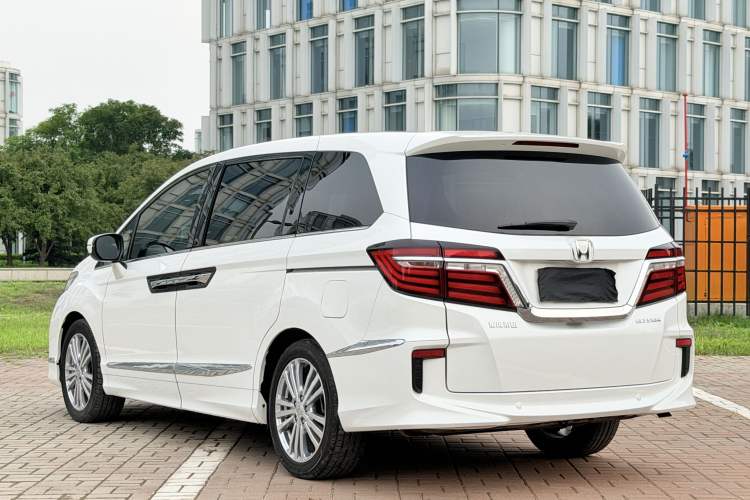 Used Honda Elysion 2016 2.4L Style Edition Exterior 4