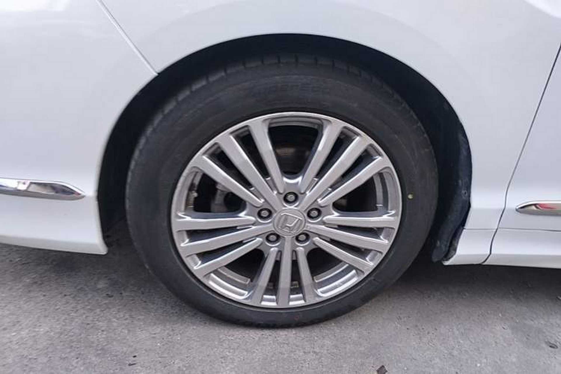 Used Honda Elysion 2016 2.4L Supreme Edition Exterior 4