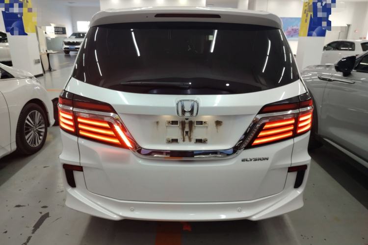 Used Honda Elysion 2016 2.4L Classic Edition Exterior 4
