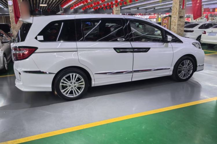 Used Honda Elysion 2016 2.4L Supreme Edition Exterior 4