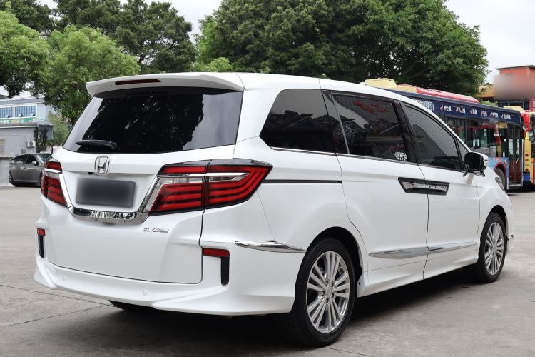 Used Honda Elysion 2016 2.4L Style Edition Exterior 4