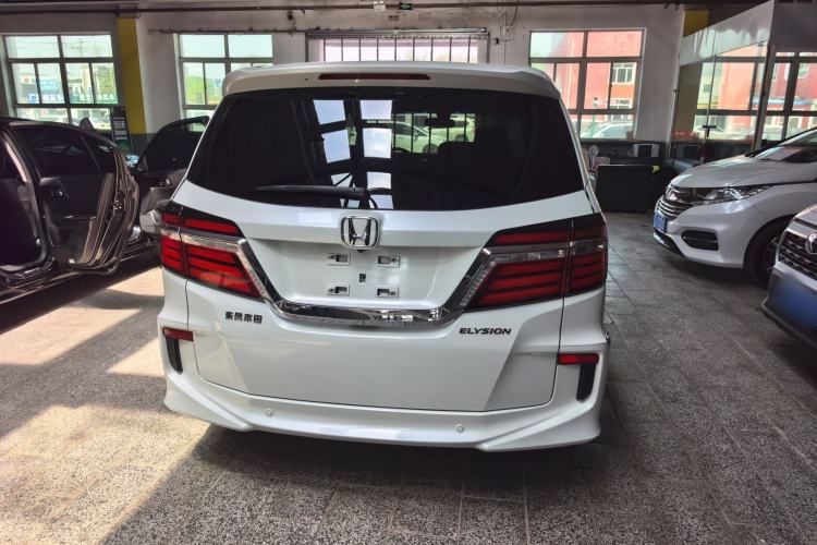 Used Honda Elysion 2016 2.4L Supreme Edition Exterior 5