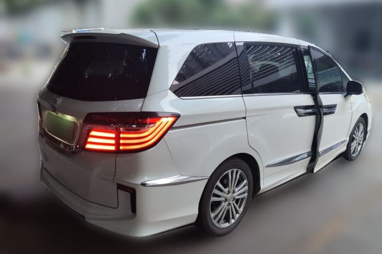 Used Honda Elysion 2016 2.4L Supreme Edition Exterior 5