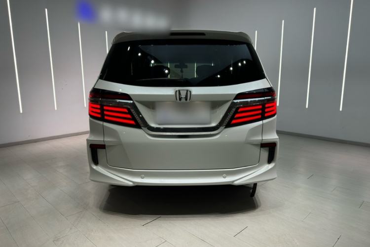Used Honda Elysion 2016 2.4L Supreme Edition Exterior 5
