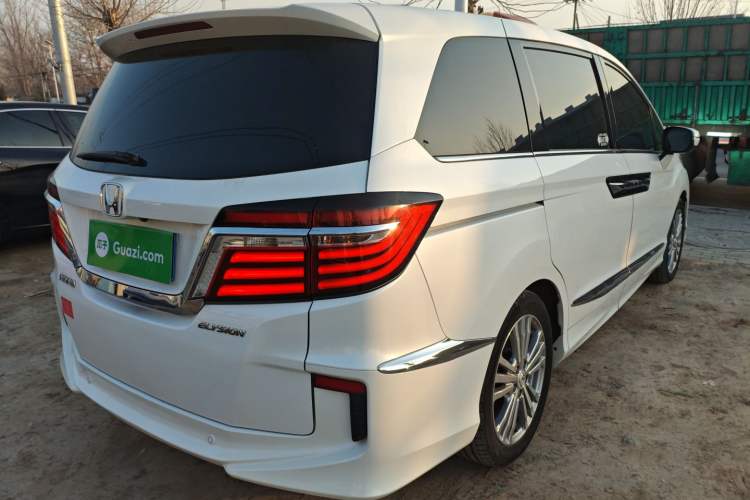 Used Honda Elysion 2016 2.4L Comfort Edition Exterior 5