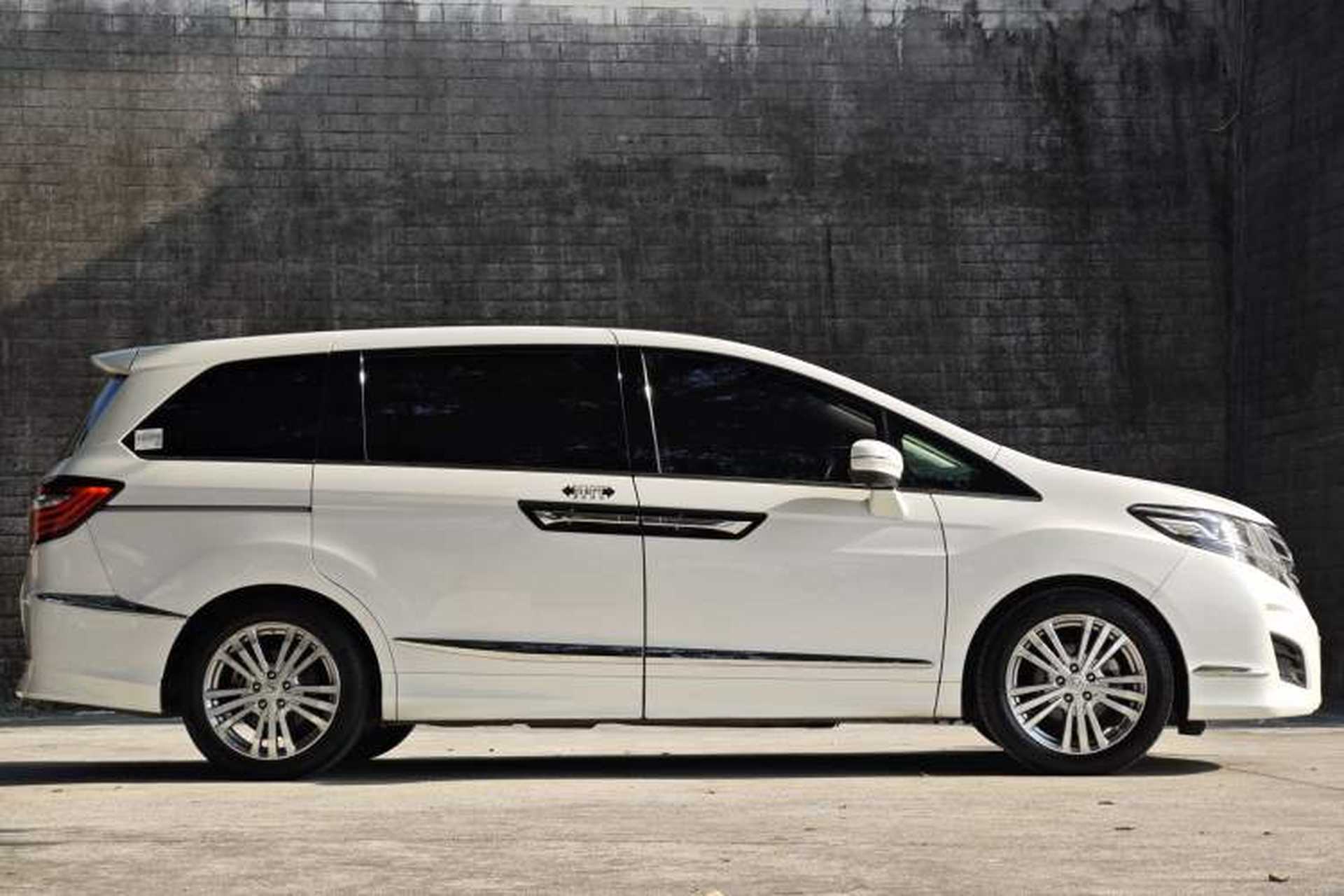 Used Honda Elysion 2016 2.4L Style Edition Exterior 5