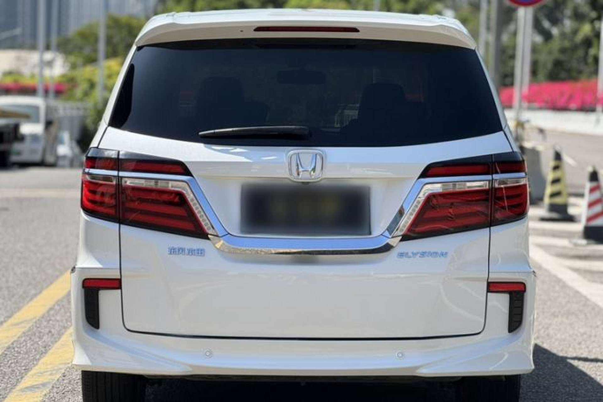 Used Honda Elysion 2016 2.4L Luxury Edition Exterior 5