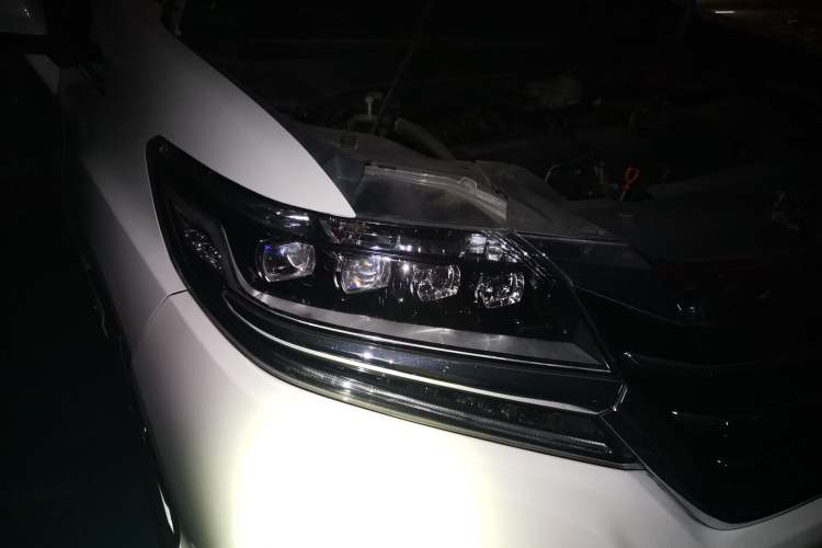Used Honda Elysion 2016 2.4L Supreme Edition Exterior 6
