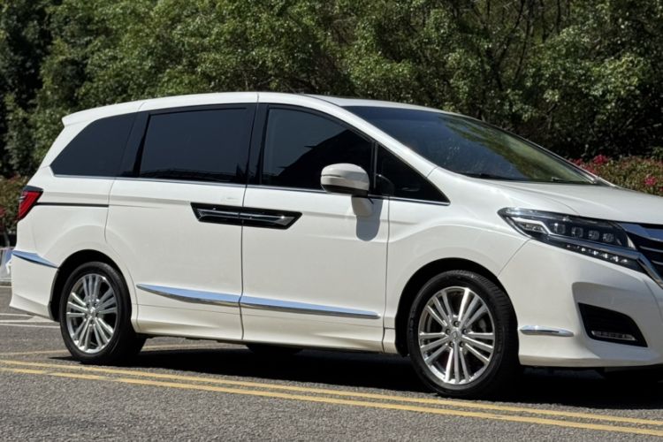 Used Honda Elysion 2016 2.4L Luxury Edition Exterior 6